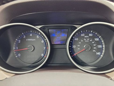 Used 2012 Hyundai Tucson GLS FWD image 15