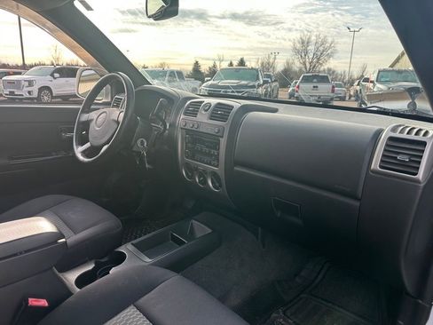 Used 2010 Chevrolet Colorado LT image 28