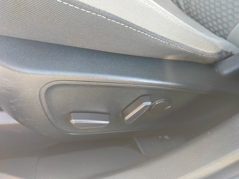 Used 2022 Ford Escape SE w/ Convenience Package image 19