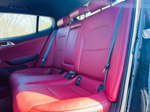 Used 2019 Kia Stinger GT1 image 23