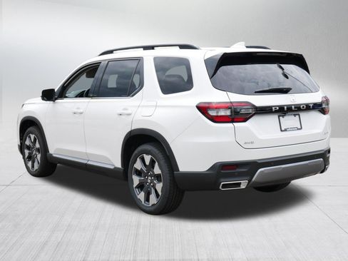 Used 2026 Honda Pilot Elite image 5