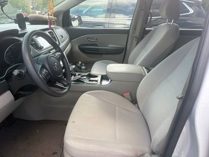 Used 2021 Kia Sedona LX