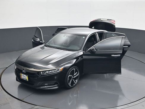 Used 2020 Honda Accord Sport image 30