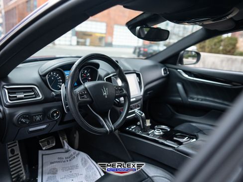 Used 2019 Maserati Ghibli S GranSport image 13