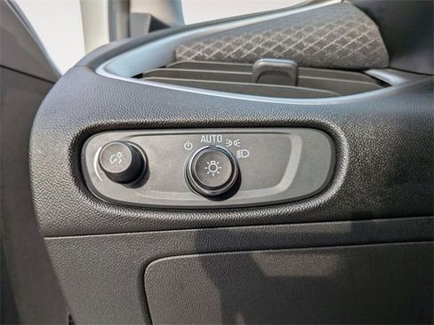 Used 2023 Chevrolet Malibu LT image 22