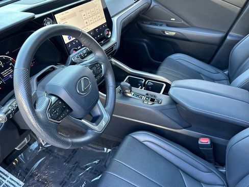 Certified 2025 Lexus TX 350 AWD w/ Technology Package image 4