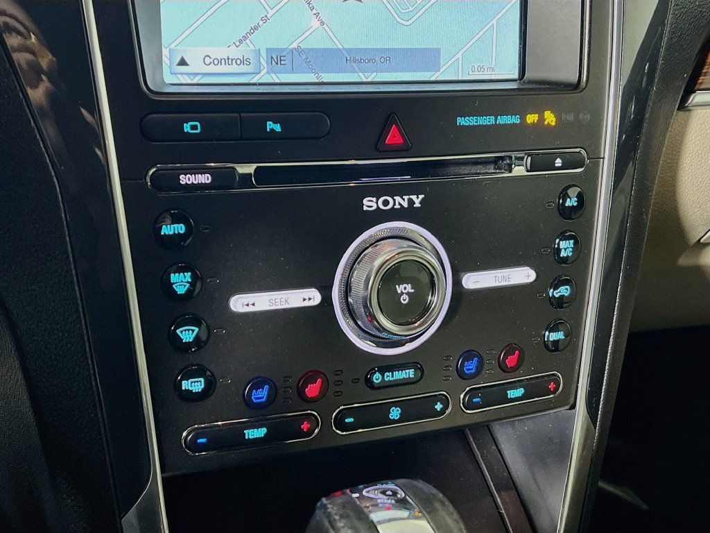 Used 2018 Ford Explorer Limited AWD/4WD image 14