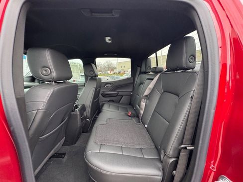 New 2026 Chevrolet Colorado LT w/ LT Convenience Package image 9