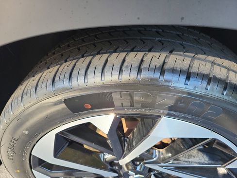 Used 2022 Mitsubishi Outlander SEL image 11