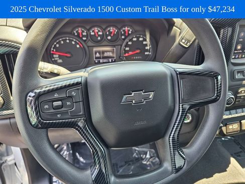 Used 2025 Chevrolet Silverado 1500 Custom Trail Boss w/ LPO, Dark Essentials Package AWD/4WD image 21