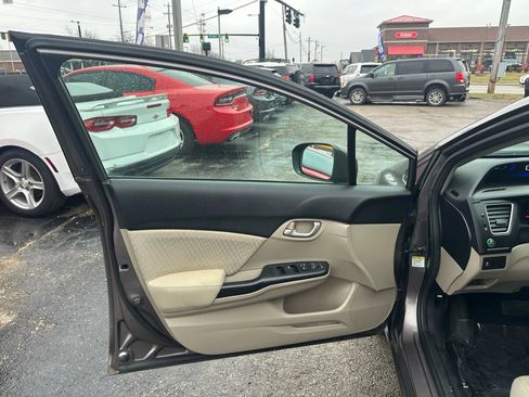 Used 2015 Honda Civic LX image 11