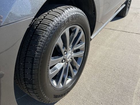 Used 2021 Ford Expedition Limited image 33