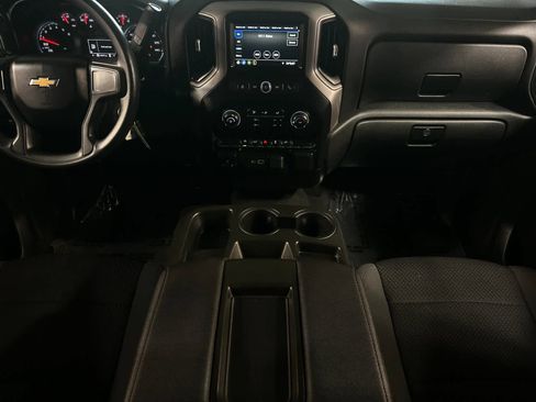 Used 2021 Chevrolet Silverado 1500 Custom image 4