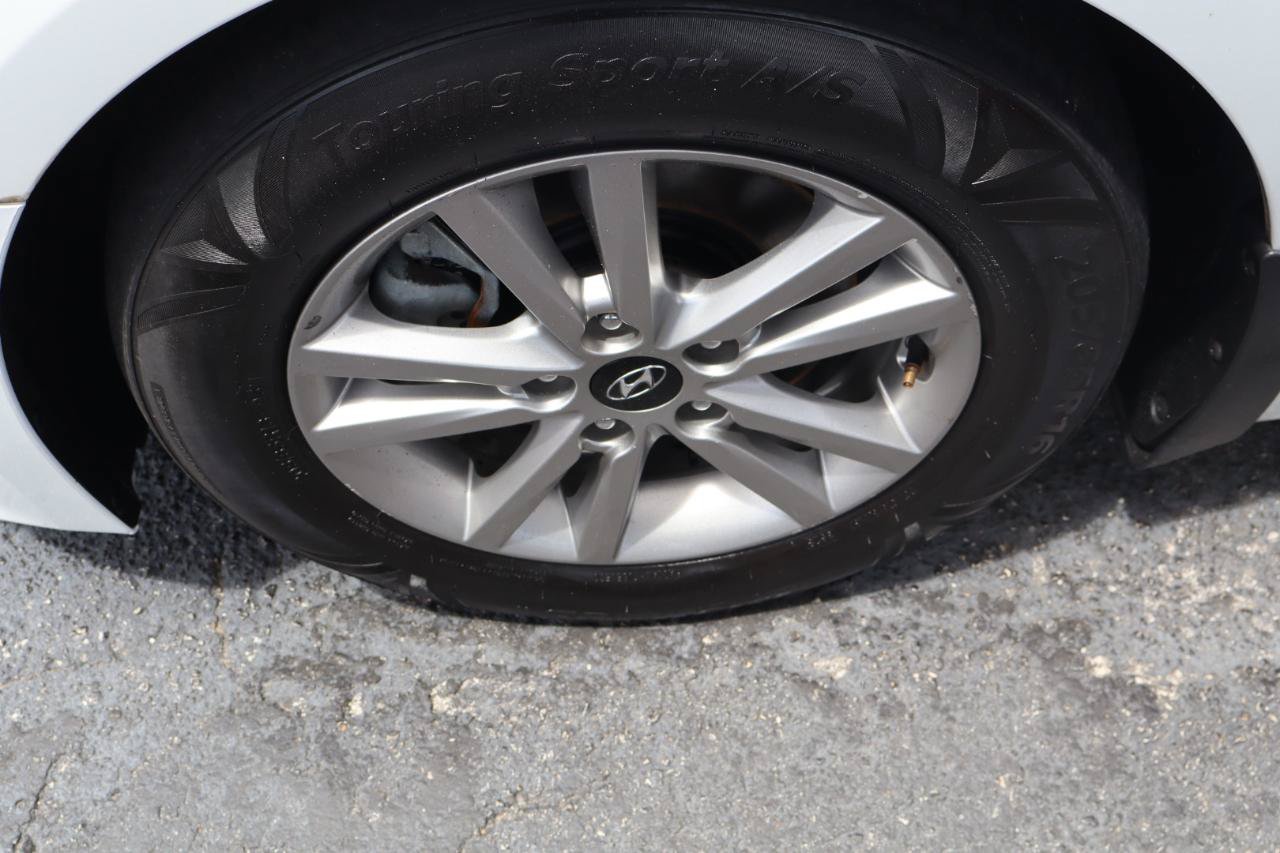 Used 2016 Hyundai Sonata SE FWD image 24