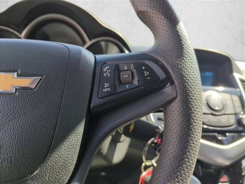 Used 2016 Chevrolet Cruze LS FWD image 19