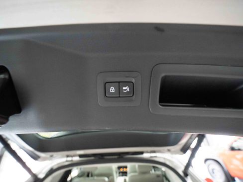 Used 2024 MAZDA CX-90 Plug-In Hybrid w/ Premium Plus AWD/4WD image 29
