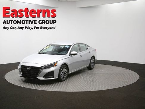 Used 2023 Nissan Altima 2.5 SV image 54