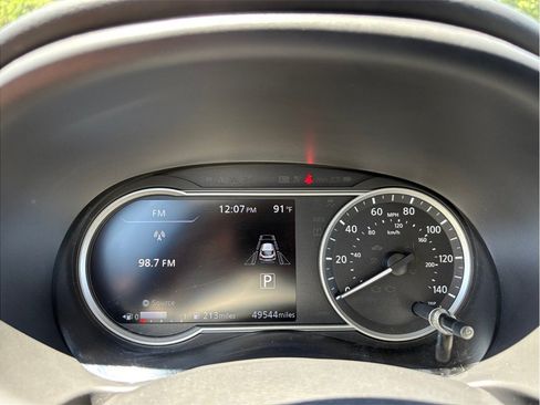 Used 2020 Nissan Kicks SV FWD image 20
