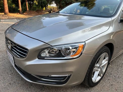 Used 2014 Volvo S60 T5 image 5