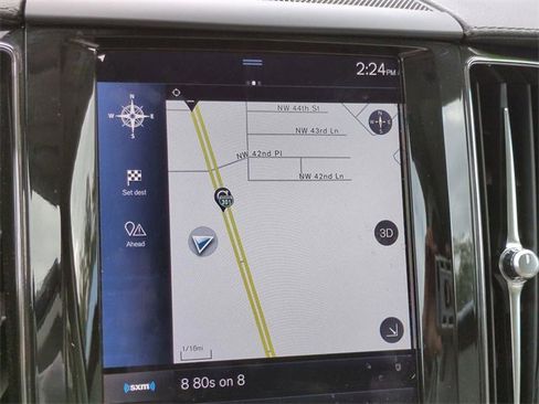 Used 2018 Volvo XC60 T6 Inscription w/ Luxury Seat Package image 18