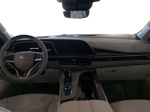 Certified 2024 Cadillac Escalade Sport Platinum image 9