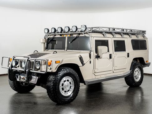 Used 2003 HUMMER H1 4-Door Wagon image 19