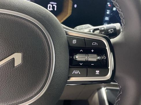 New 2026 Kia Carnival EX FWD image 34