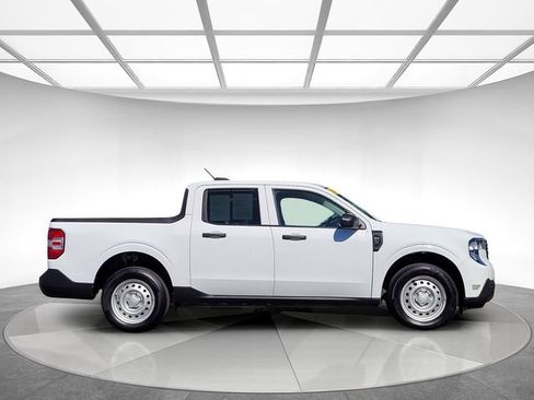 Used 2025 Ford Maverick XL FWD image 3