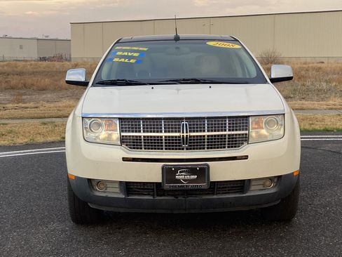 Used 2008 Lincoln MKX AWD image 3