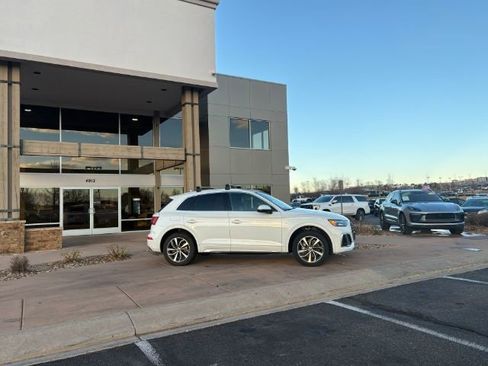 Used 2023 Audi Q5 2.0T Premium Plus image 2