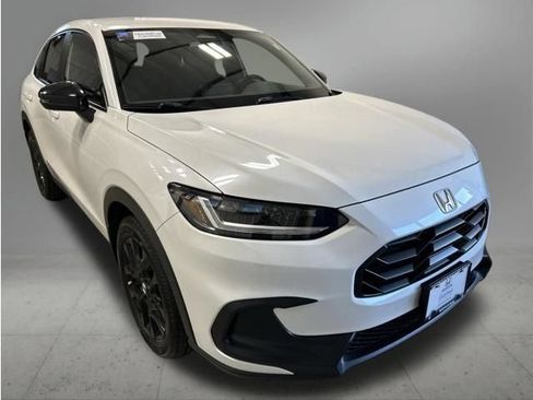 Certified 2023 Honda HR-V Sport image 9