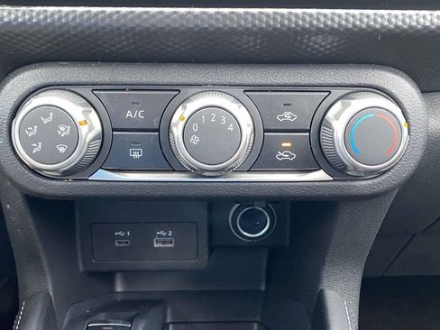 Used 2024 Nissan Kicks SV image 26