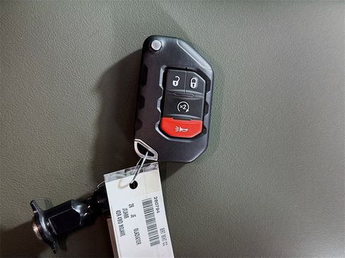 New 2026 Jeep Gladiator Mojave w/ Technology Group image 20