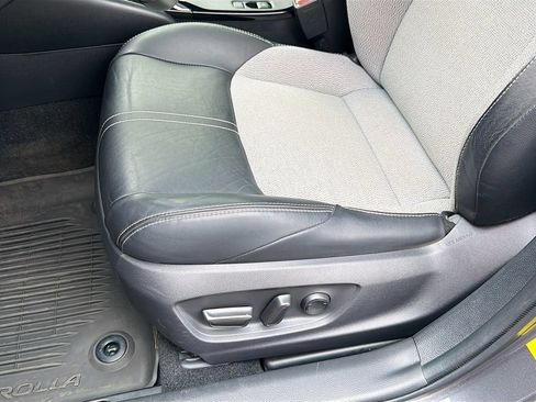 Used 2024 Toyota Corolla XSE FWD image 19