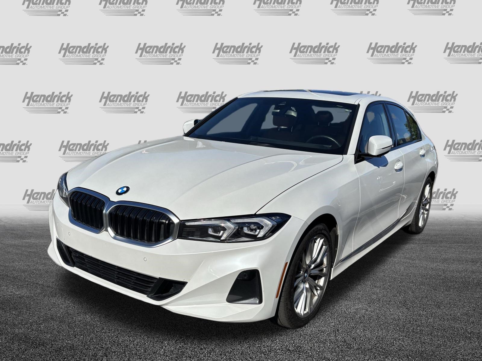 Certified 2023 BMW 330i Sedan RWD image 6