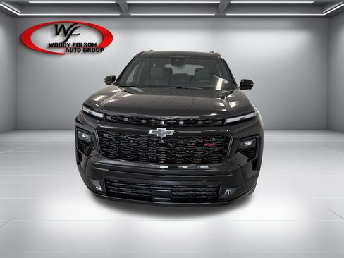 New 2026 Chevrolet Traverse RS w/ LPO, Floor Liner Package FWD image 2