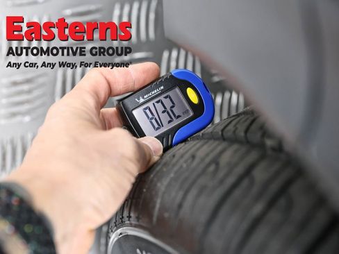 Used 2018 Chevrolet Bolt LT image 28