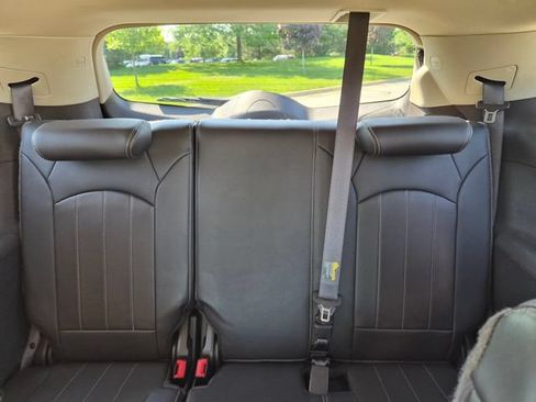 Used 2013 Buick Enclave Leather w/ Trailering Provision Package FWD image 36