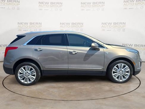 Used 2019 Cadillac XT5 Premium Luxury FWD image 6