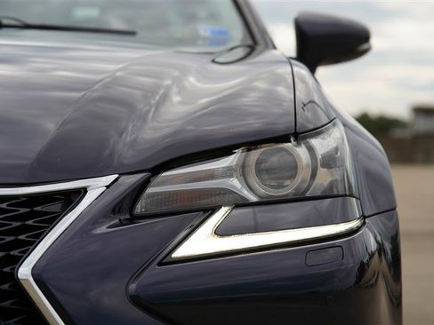 Used 2018 Lexus GS 350 AWD w/ Premium Package image 19