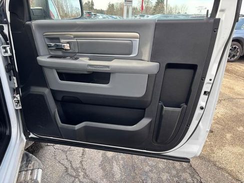 Used 2014 RAM 1500 Express image 12
