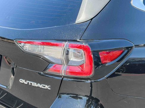 Used 2024 Subaru Outback Limited AWD/4WD image 8