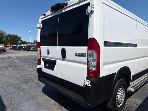 Used 2025 RAM ProMaster 2500 w/ U-Haul Equipment Group FWD image 35