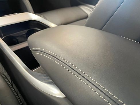 Used 2024 Lucid Air Touring image 39