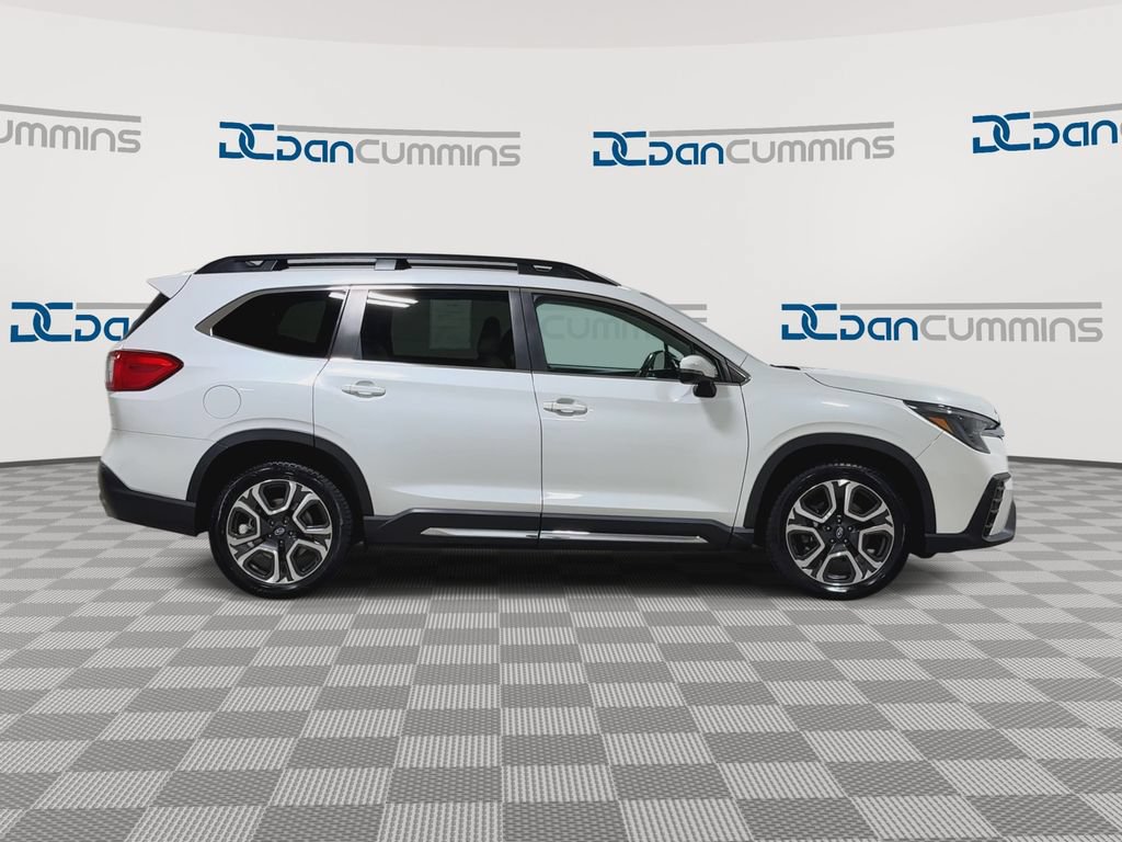 Used 2023 Subaru Ascent Limited AWD/4WD image 9
