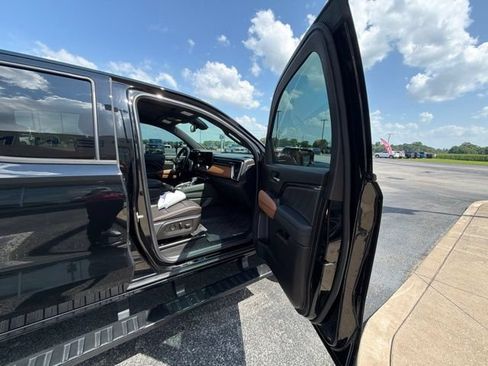 Used 2023 GMC Canyon AT4 w/ AT4 Premium Package AWD/4WD image 21