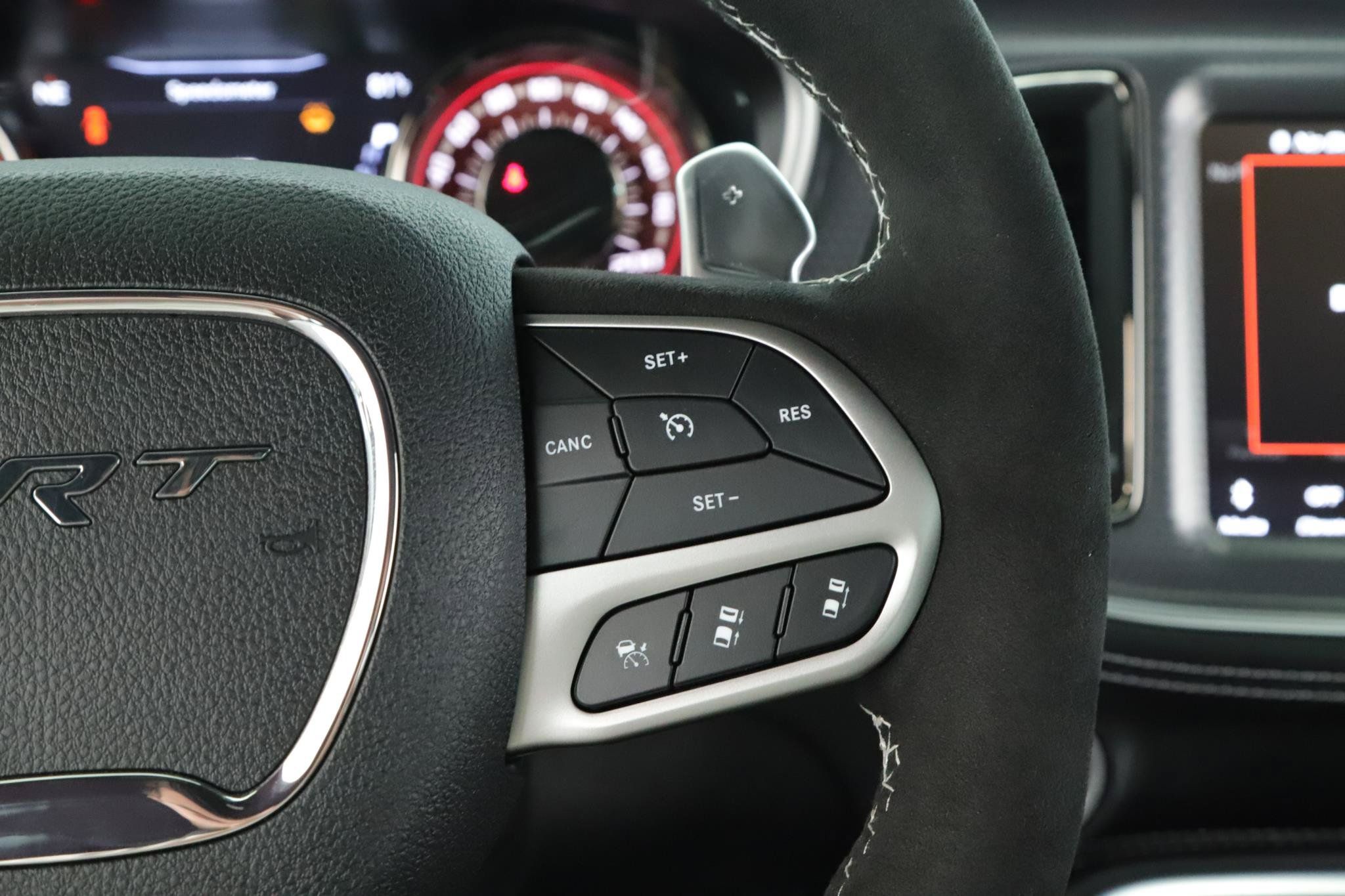 Used 2023 Dodge Challenger SRT Hellcat RWD image 8