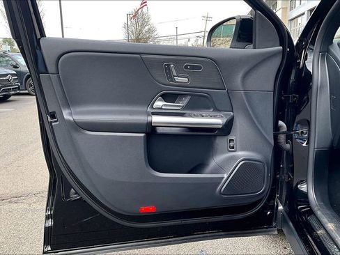 Certified 2023 Mercedes-Benz GLA 250 4MATIC image 18