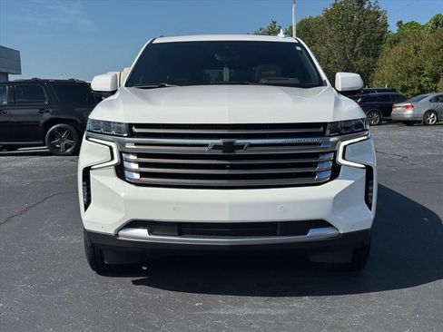 Used 2024 Chevrolet Suburban High Country w/ Advanced Technology Package AWD/4WD image 8