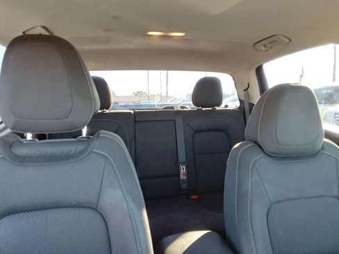 Used 2015 Chevrolet Colorado LT w/ LT Convenience Package image 19